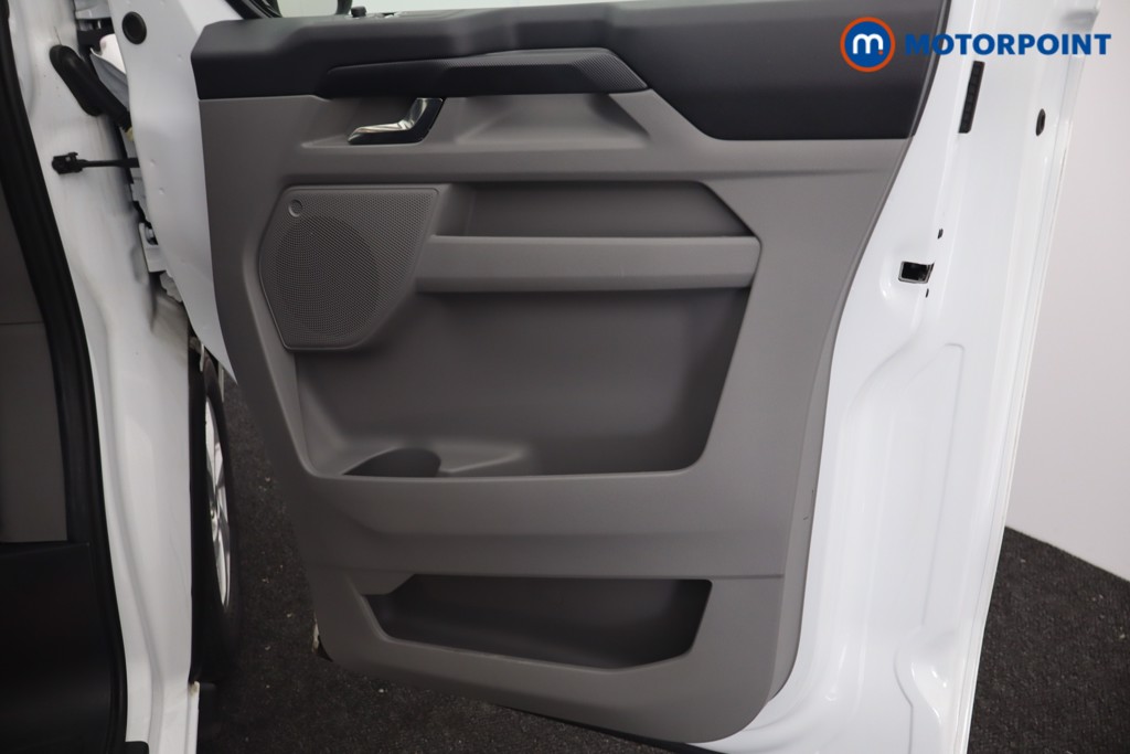 Ford Transit Custom Limited Manual Diesel Panel Van - Stock Number (1556941) - 19th supplementary image
