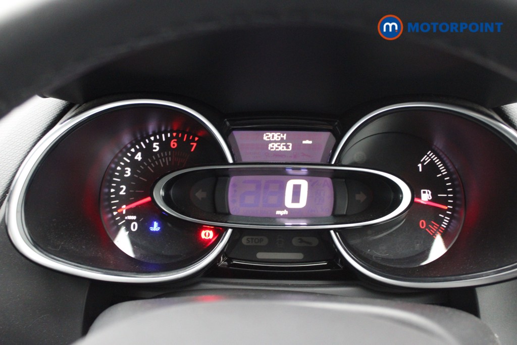 Renault Clio Dynamique Nav Manual Petrol Hatchback - Stock Number (1556978) - 4th supplementary image