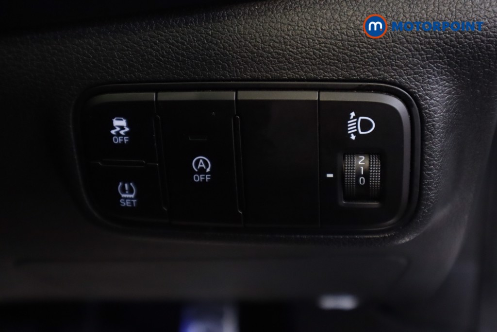 Hyundai Bayon Se Connect Manual Petrol-Electric Hybrid SUV - Stock Number (1557400) - 8th supplementary image