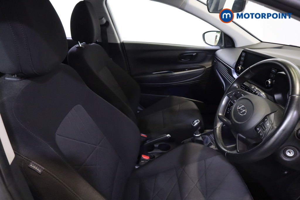 Hyundai Bayon Se Connect Manual Petrol-Electric Hybrid SUV - Stock Number (1557400) - 12th supplementary image