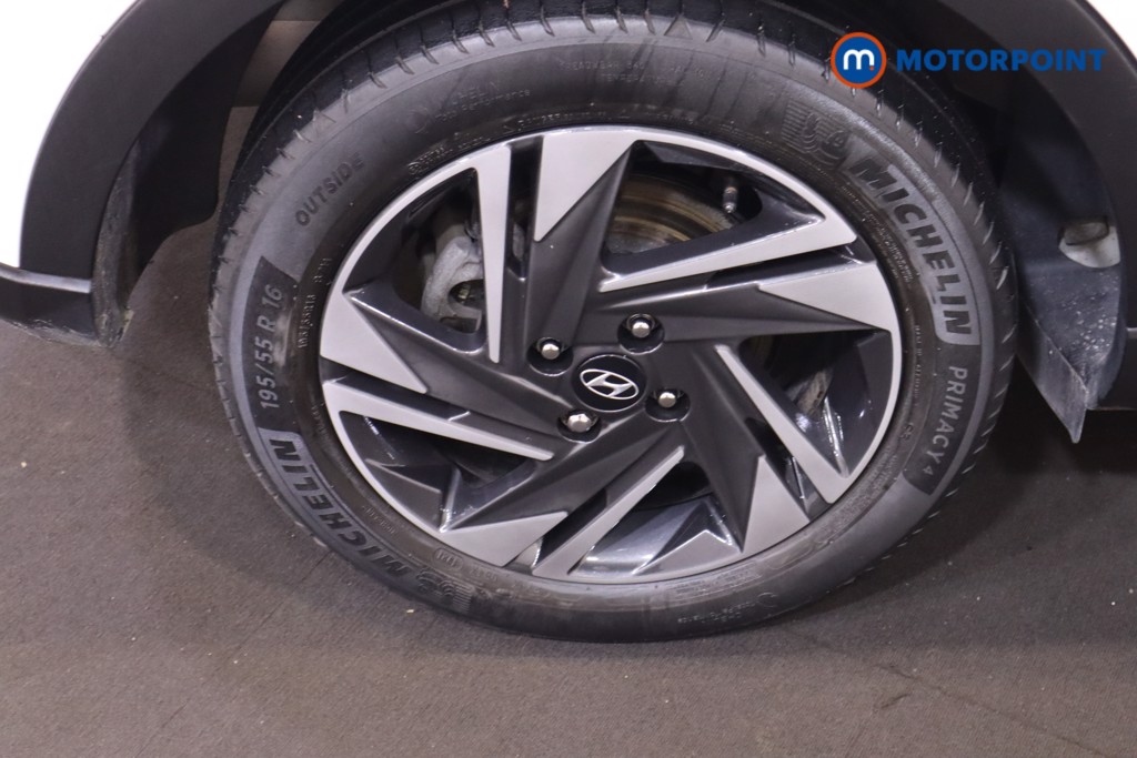 Hyundai Bayon Se Connect Manual Petrol-Electric Hybrid SUV - Stock Number (1557400) - 15th supplementary image