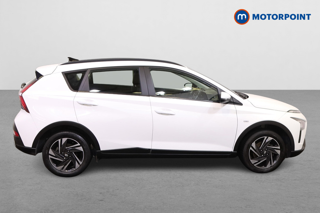 Hyundai Bayon Se Connect Manual Petrol-Electric Hybrid SUV - Stock Number (1557400) - Drivers side