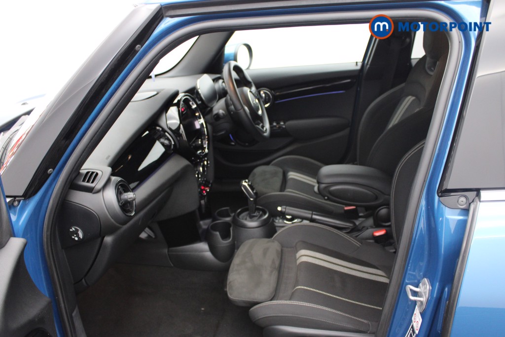 Mini Hatchback Cooper Sport Automatic Petrol Hatchback - Stock Number (1557424) - 1st supplementary image