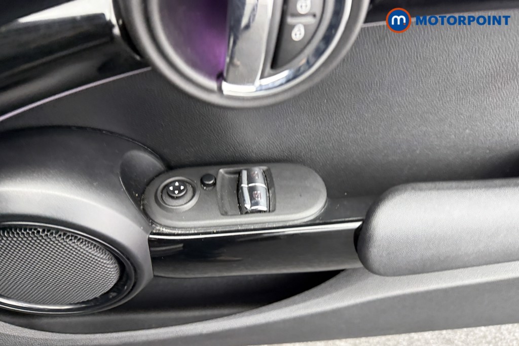 Mini Hatchback Cooper Classic Automatic Petrol Hatchback - Stock Number (1558133) - 13th supplementary image