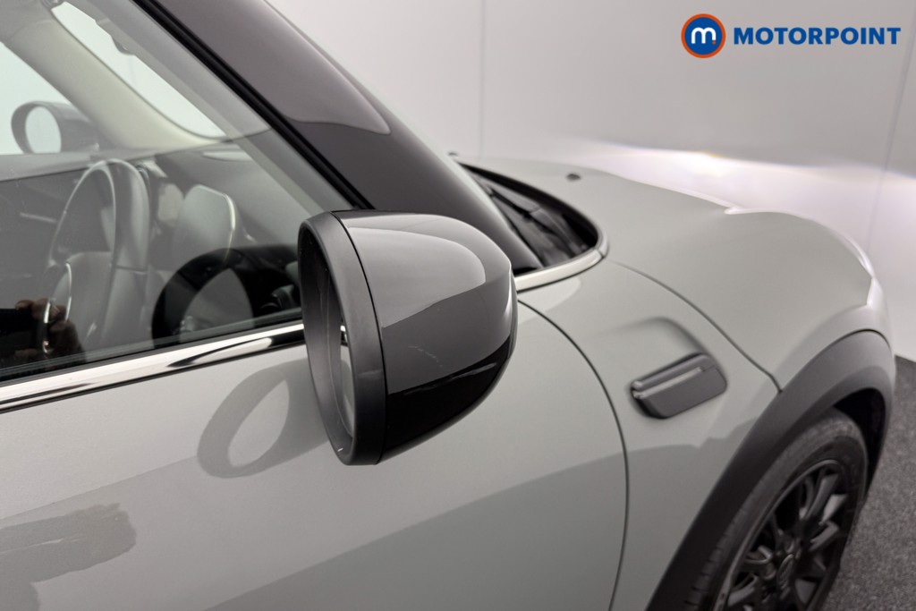 Mini Hatchback Cooper Classic Automatic Petrol Hatchback - Stock Number (1558133) - 15th supplementary image