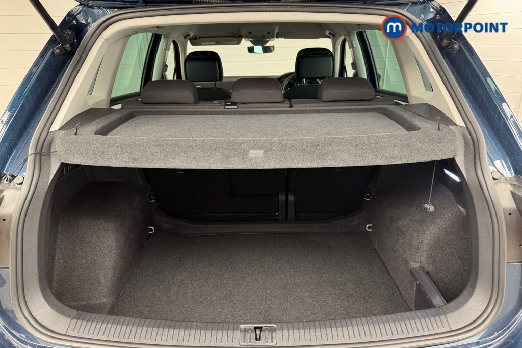 Volkswagen Tiguan Life Automatic Petrol SUV - Stock Number (1558228) - 3rd supplementary image