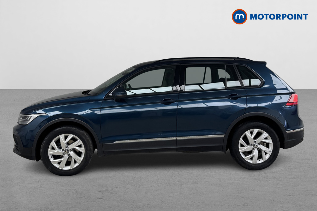 Volkswagen Tiguan Life Automatic Petrol SUV - Stock Number (1558228) - Passenger side