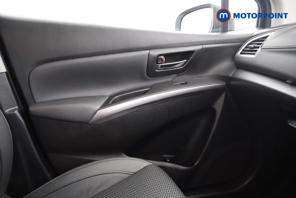 Suzuki S-Cross Ultra Manual Petrol-Electric Hybrid SUV - Stock Number (1558402) - 7th supplementary image