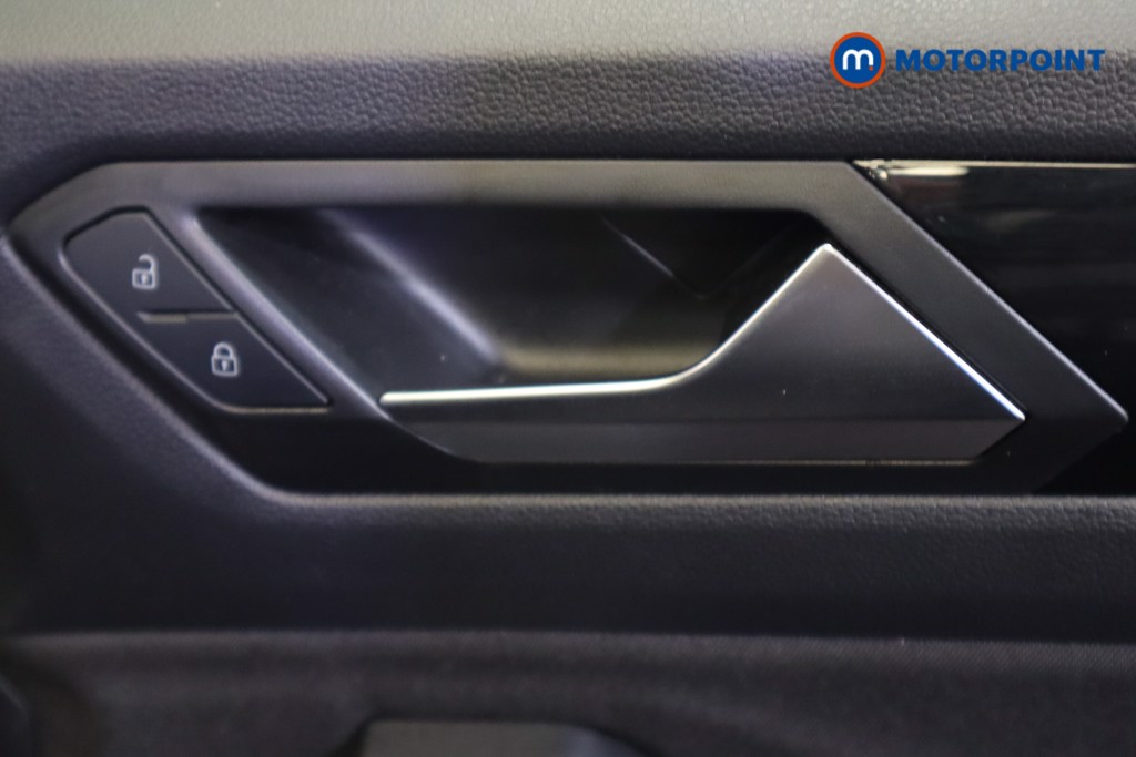 Volkswagen T-Roc Black Edition Automatic Petrol SUV - Stock Number (1558416) - 8th supplementary image