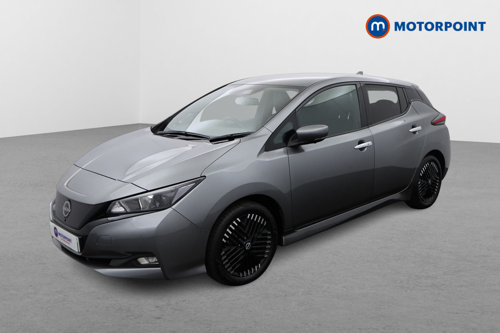 Nissan Leaf N-Connecta Automatic Electric Hatchback - Stock Number (1558440) - Passenger side front corner