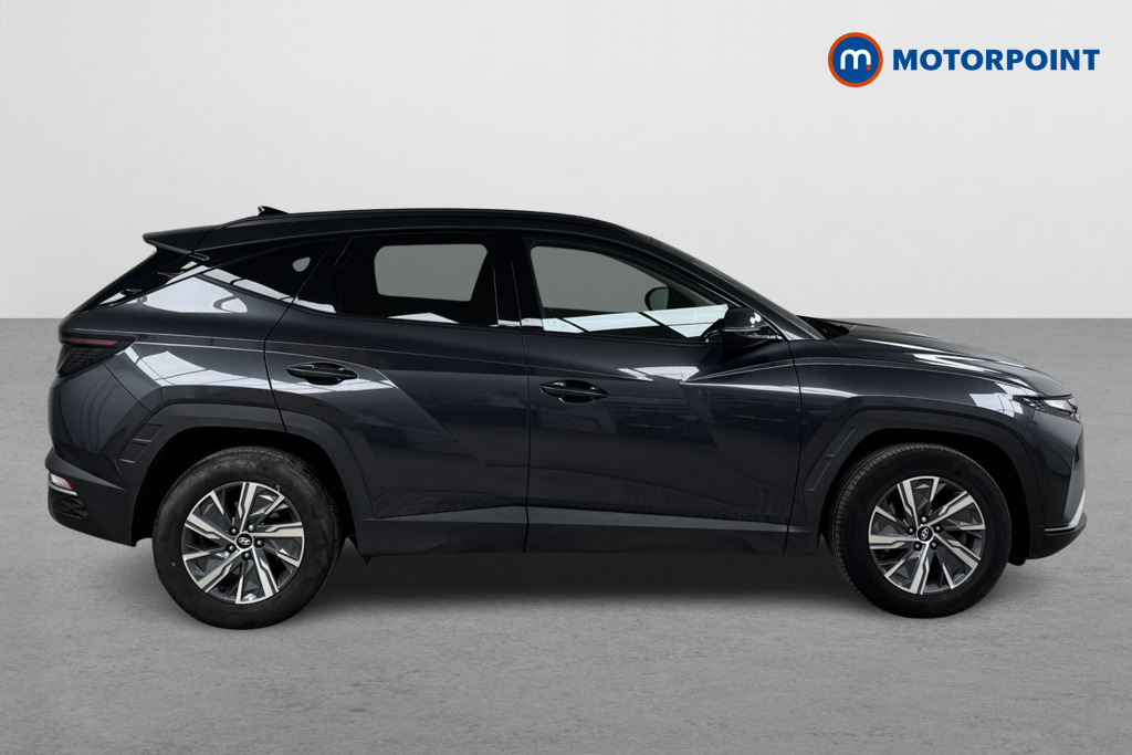 Hyundai Tucson Se Connect Manual Petrol SUV - Stock Number (1558495) - Drivers side
