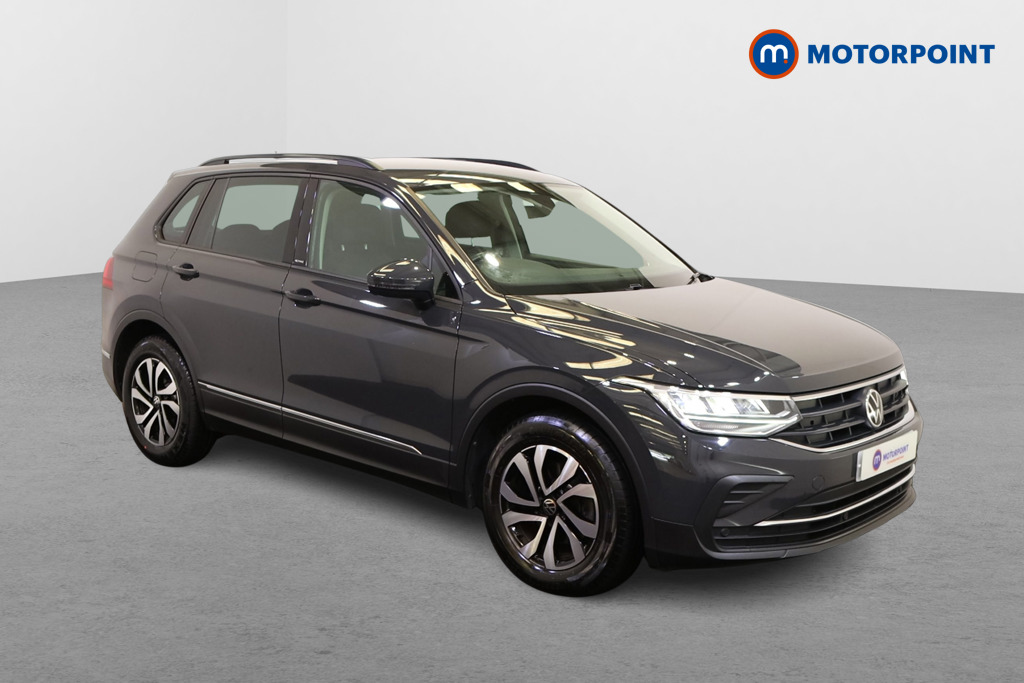 Volkswagen Tiguan Active Manual Petrol SUV - Stock Number (1558555) - Drivers side front corner