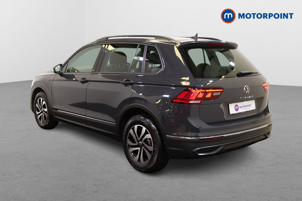 Volkswagen Tiguan Active Manual Petrol SUV - Stock Number (1558555) - Passenger side rear corner