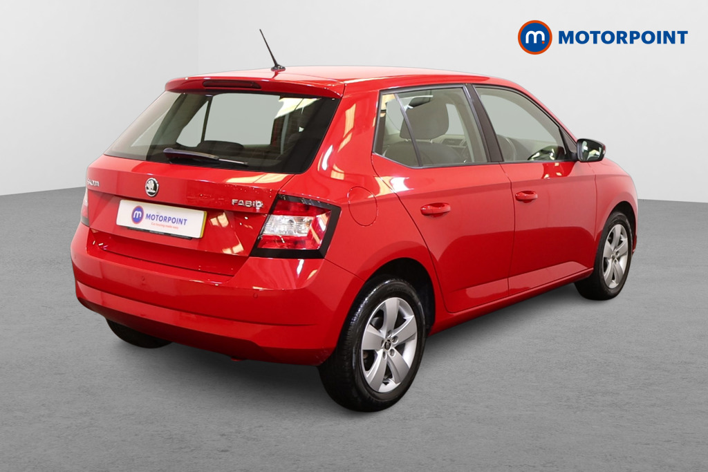 Skoda Fabia SE Manual Petrol Hatchback - Stock Number (1558660) - Drivers side rear corner