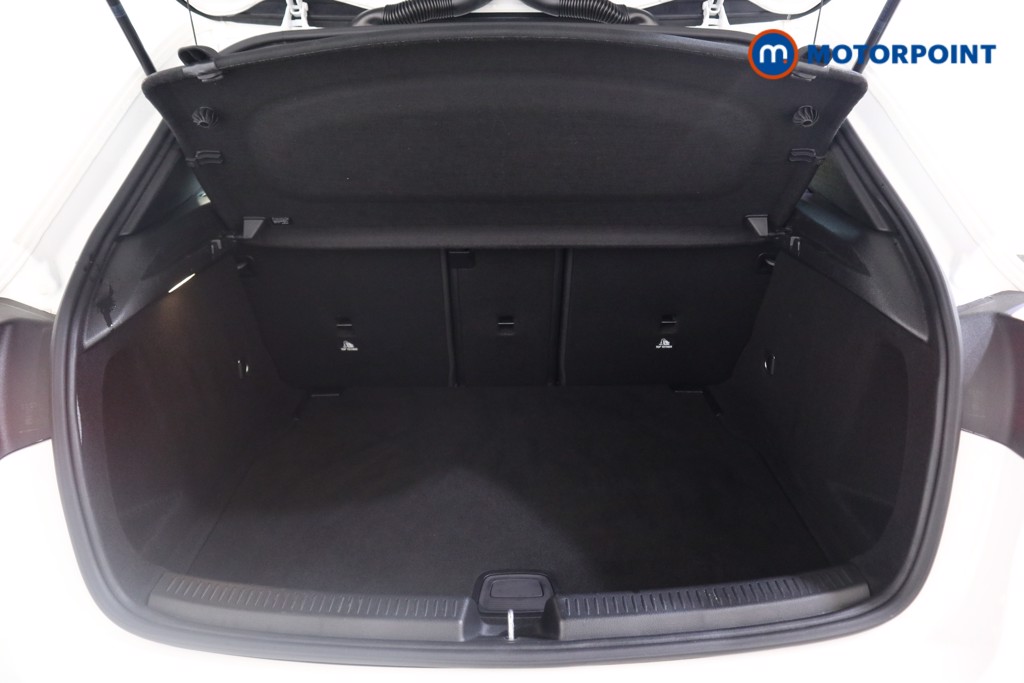Mercedes-Benz A Class Amg Line Automatic Petrol Hatchback - Stock Number (1558701) - 15th supplementary image