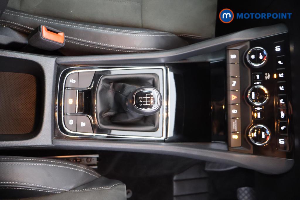 Skoda Karoq Se L Manual Petrol SUV - Stock Number (1558703) - 6th supplementary image