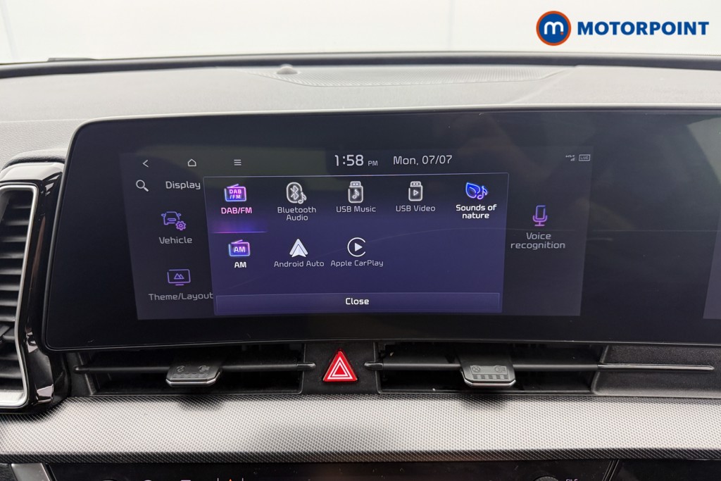 KIA Sportage 3 Automatic Petrol-Electric Hybrid SUV - Stock Number (1558736) - 7th supplementary image