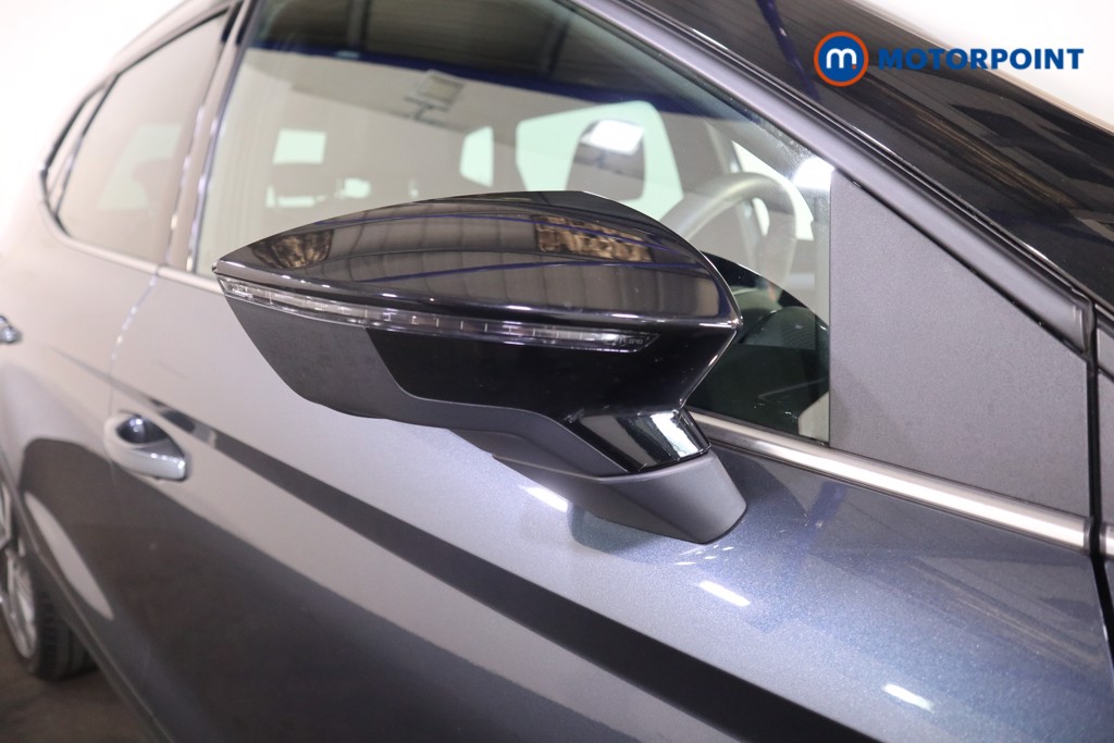 Seat Arona Fr Edition Manual Petrol SUV - Stock Number (1558744) - 21st supplementary image