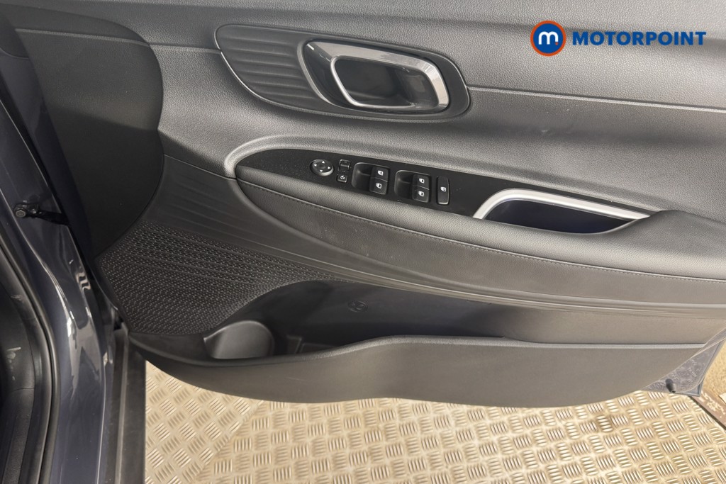 Hyundai Bayon Premium Automatic Petrol SUV - Stock Number (1559307) - 14th supplementary image