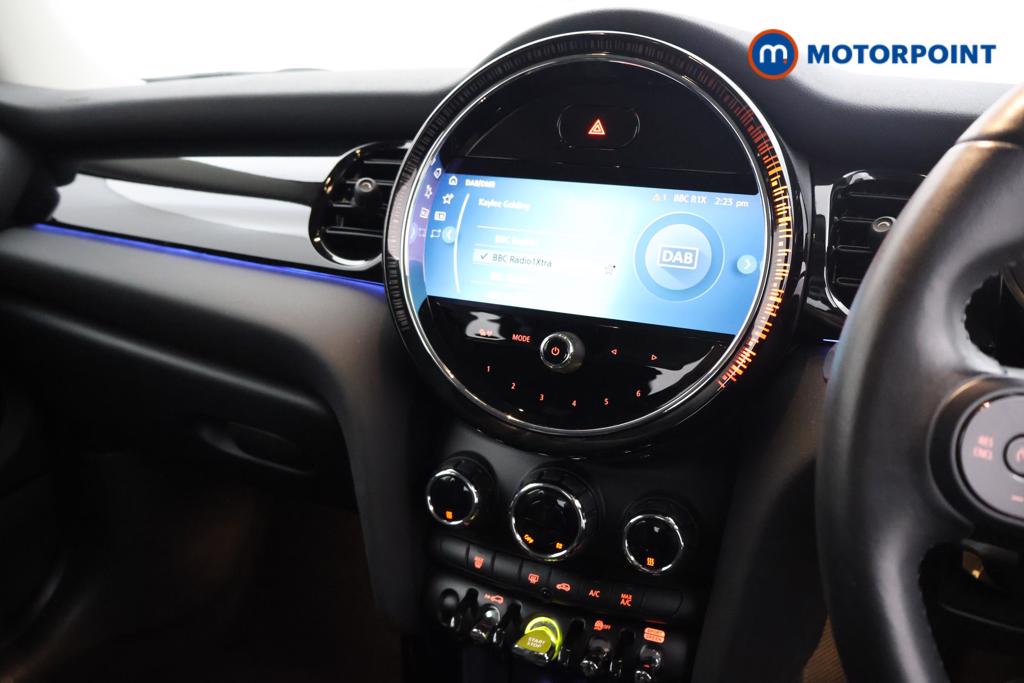 Mini Hatchback Cooper S Level 1 Automatic Electric Hatchback - Stock Number (1559348) - 5th supplementary image