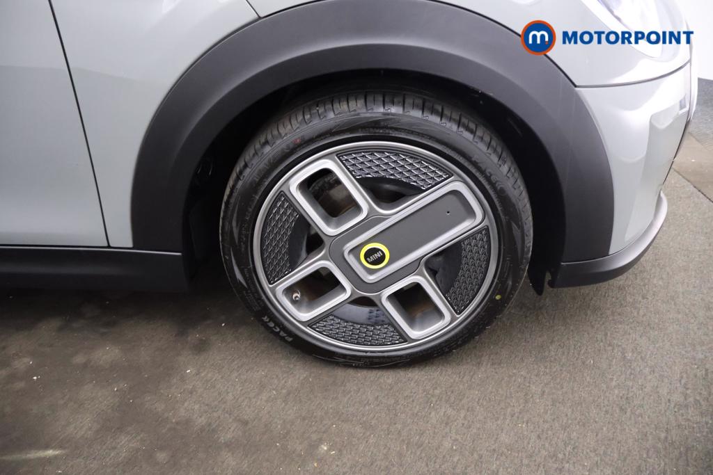 Mini Hatchback Cooper S Level 1 Automatic Electric Hatchback - Stock Number (1559348) - 18th supplementary image