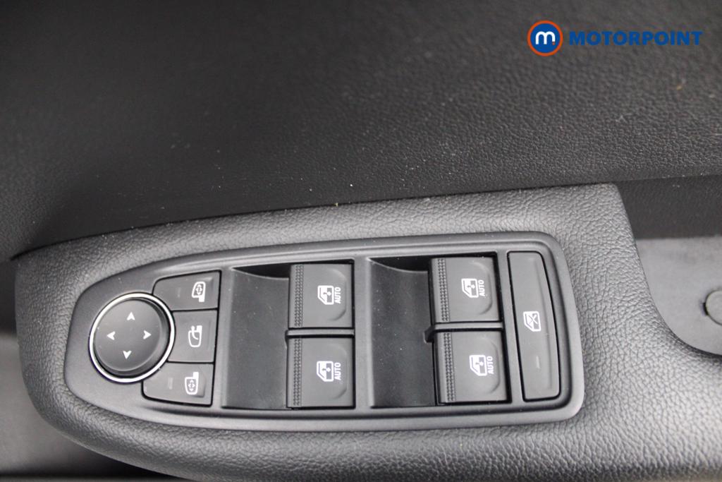 Renault Arkana Iconic Automatic Petrol-Electric Hybrid SUV - Stock Number (1559535) - 17th supplementary image