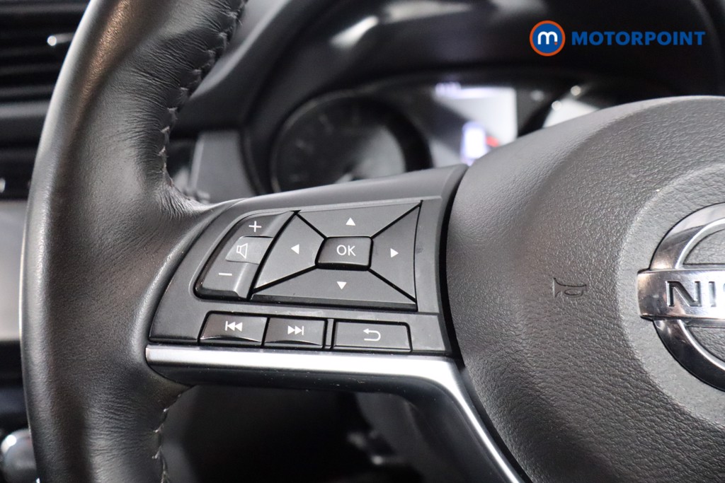 Nissan X-Trail N-Connecta Automatic Petrol SUV - Stock Number (1559847) - 7th supplementary image
