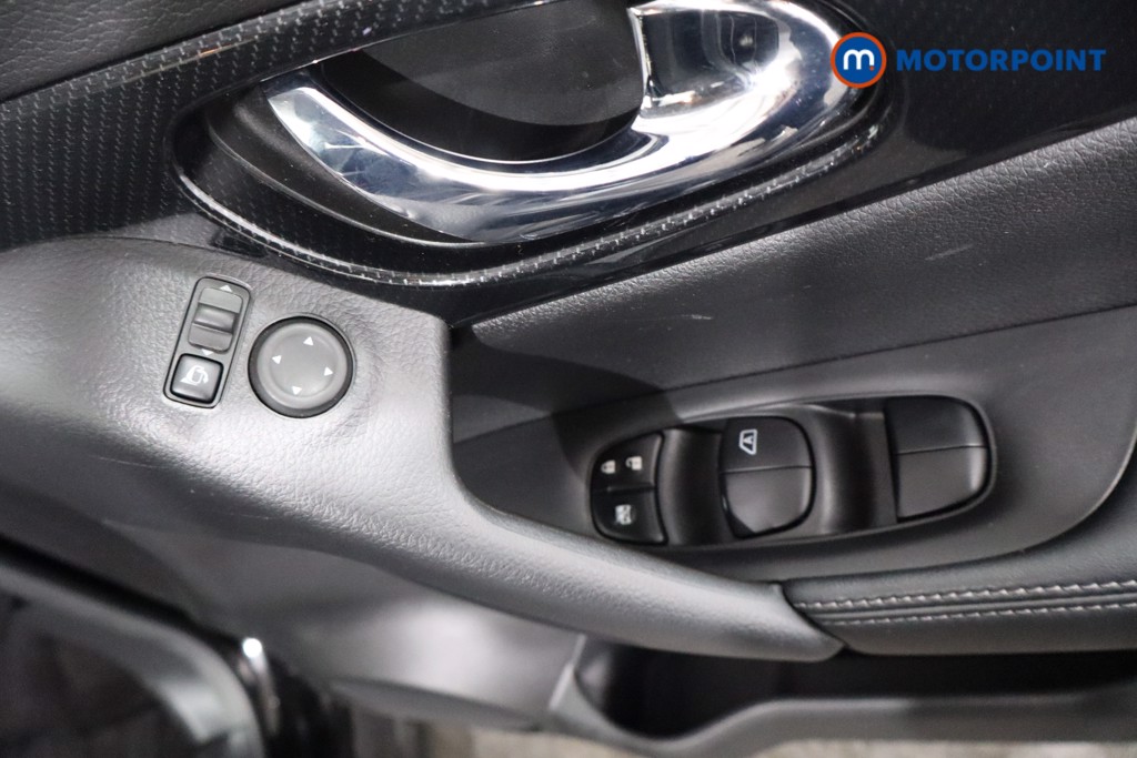 Nissan X-Trail N-Connecta Automatic Petrol SUV - Stock Number (1559847) - 17th supplementary image