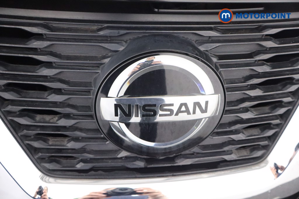 Nissan X-Trail N-Connecta Automatic Petrol SUV - Stock Number (1559847) - 23rd supplementary image