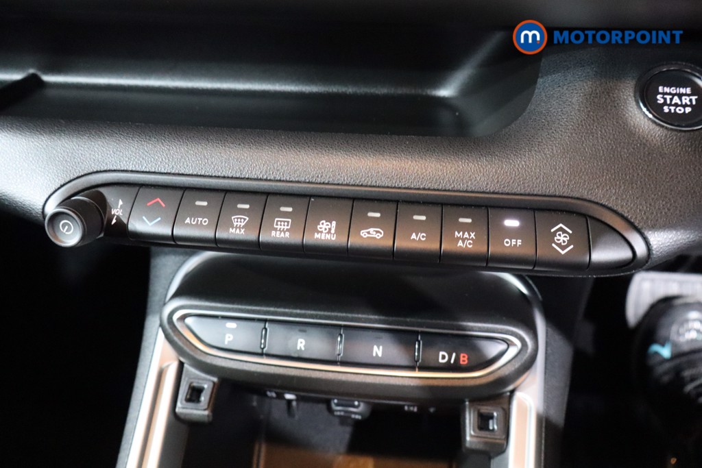 Jeep Avenger Summit Automatic Electric SUV - Stock Number (1559879) - 15th supplementary image