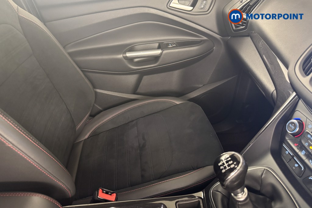 Ford Kuga St-Line Edition Manual Petrol SUV - Stock Number (1559991) - 11th supplementary image