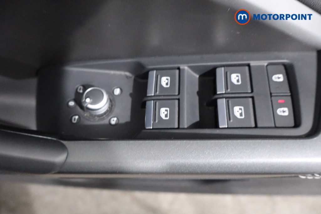Audi Q3 S Line Automatic Petrol SUV - Stock Number (1560025) - 18th supplementary image