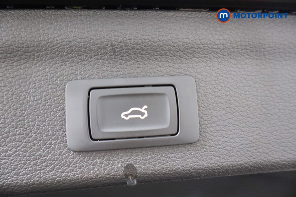 Audi Q3 S Line Automatic Petrol SUV - Stock Number (1560025) - 30th supplementary image