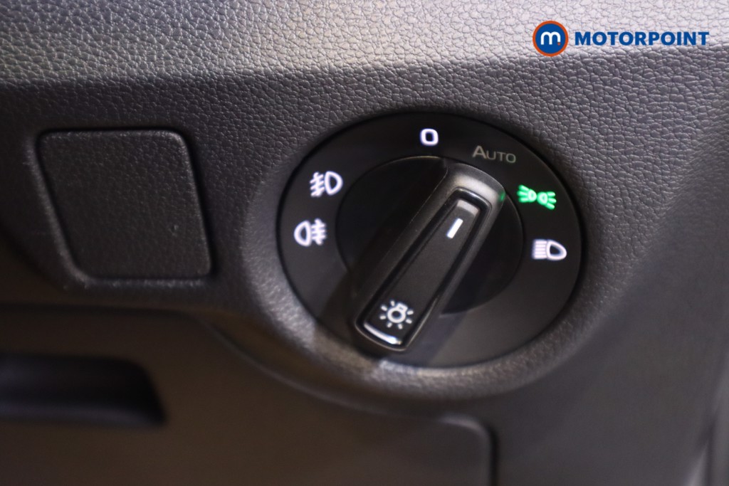 Skoda Kamiq Monte Carlo Automatic Petrol SUV - Stock Number (1560190) - 8th supplementary image