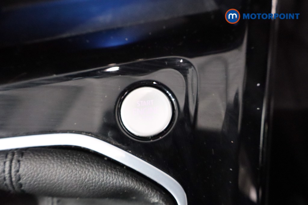 Volkswagen Golf R-Line Manual Petrol Hatchback - Stock Number (1560529) - 13th supplementary image