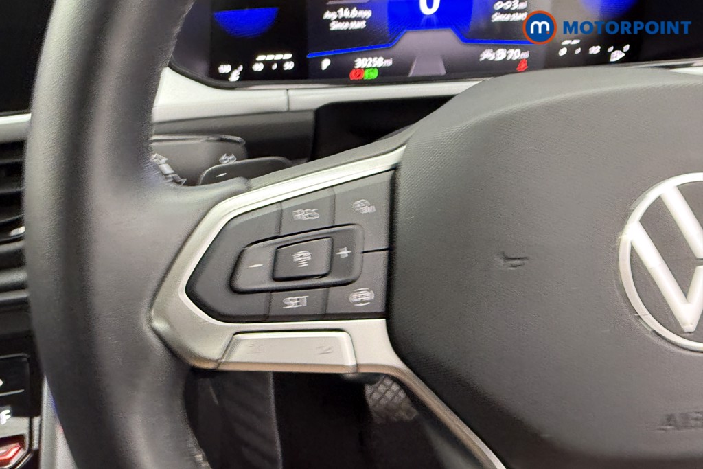 Volkswagen T-Roc Life Automatic Petrol SUV - Stock Number (1560594) - 14th supplementary image
