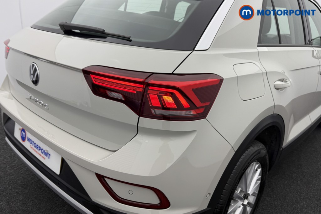 Volkswagen T-Roc Life Automatic Petrol SUV - Stock Number (1560594) - 27th supplementary image