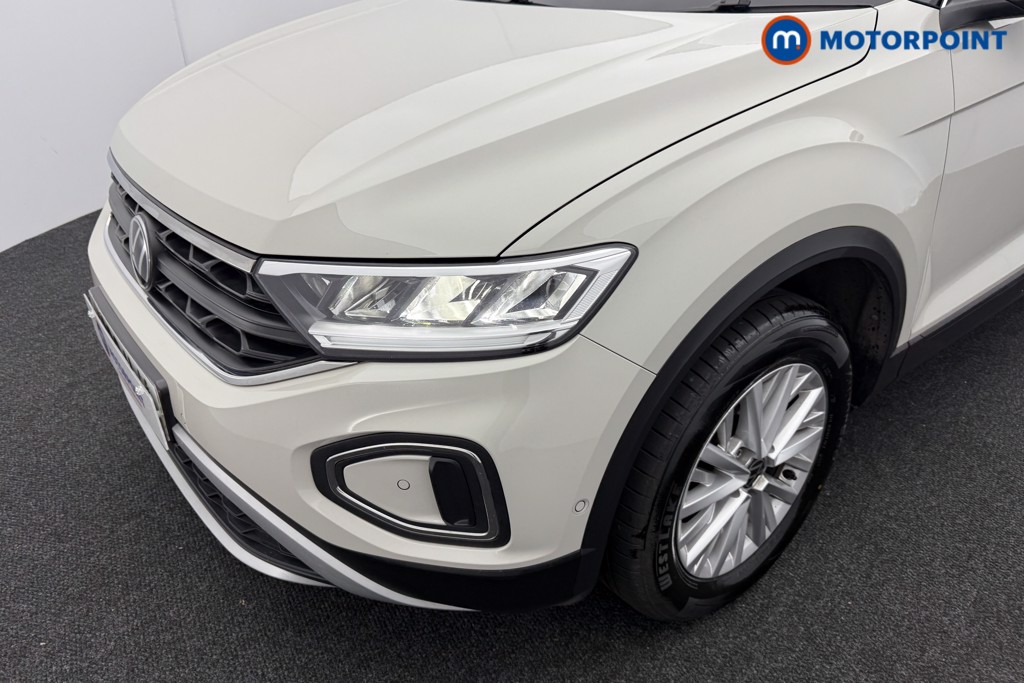 Volkswagen T-Roc Life Automatic Petrol SUV - Stock Number (1560594) - 29th supplementary image