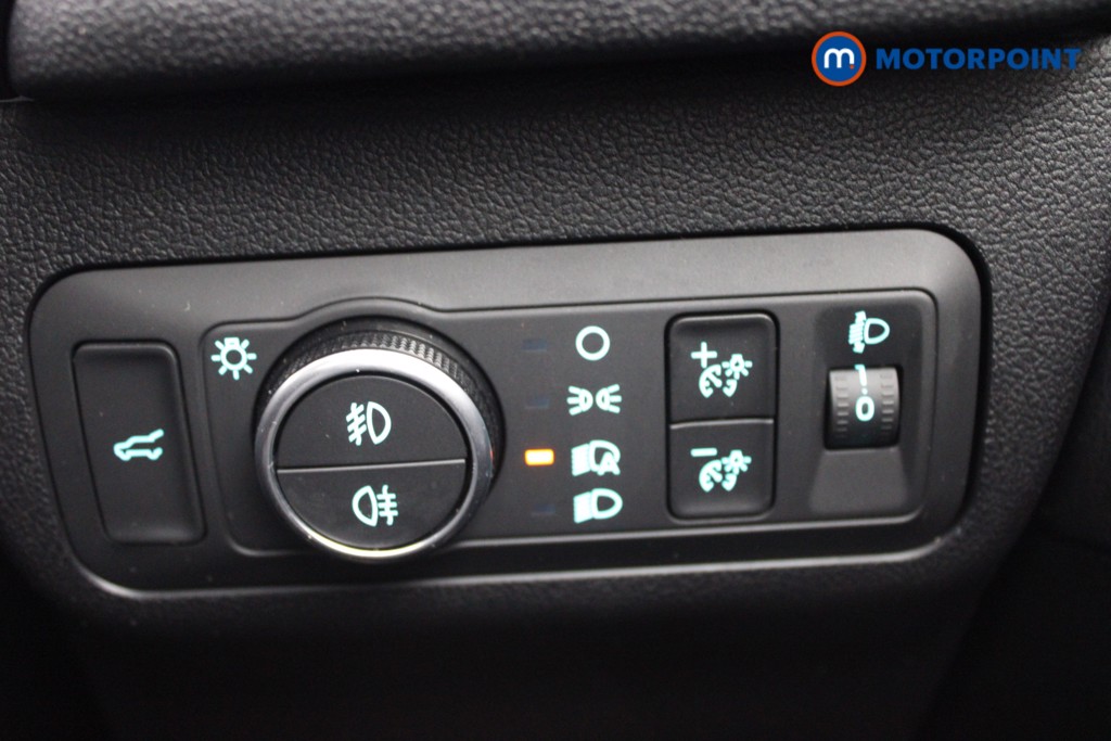 Ford Kuga Black Package Edition Manual Petrol SUV - Stock Number (1512846) - 18th supplementary image