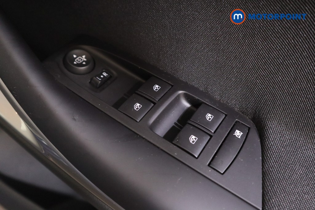 Vauxhall Astra SRI Manual Petrol Hatchback - Stock Number (1544824) - 11th supplementary image