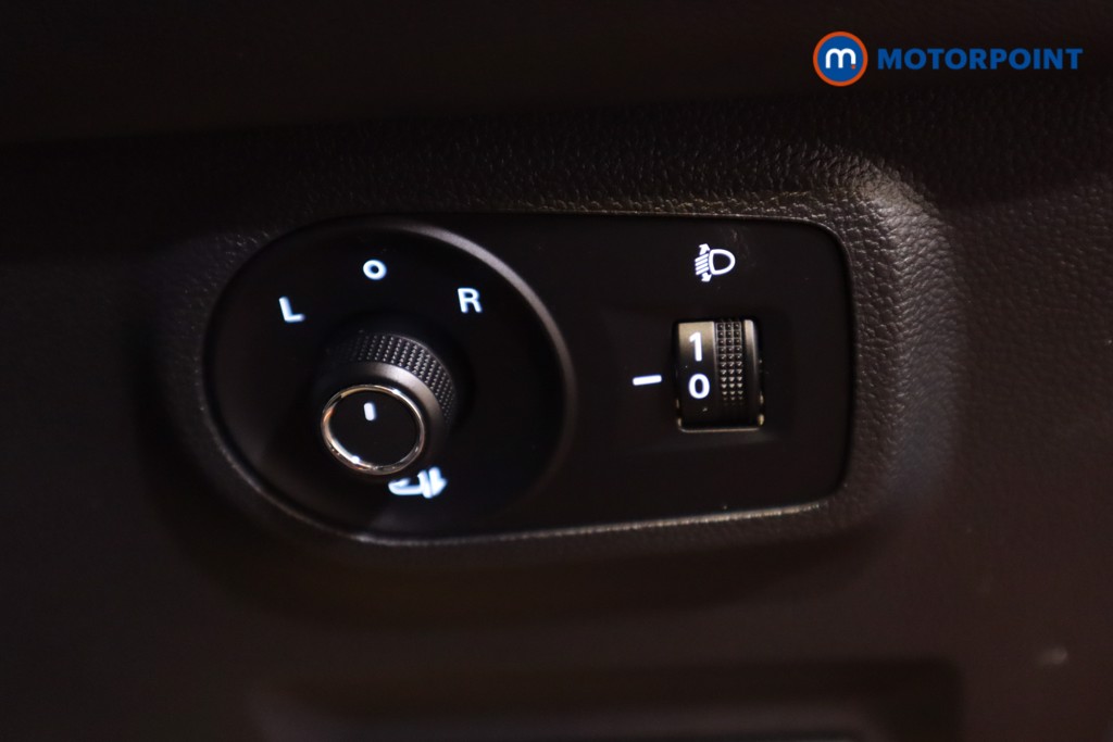 Mg Motor Uk ZS Exclusive Automatic Petrol SUV - Stock Number (1550145) - 8th supplementary image