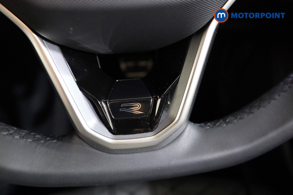 Volkswagen Tiguan R-Line Automatic Diesel SUV - Stock Number (1550985) - 5th supplementary image