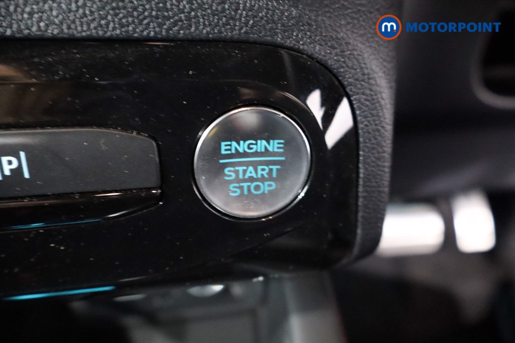 Ford Kuga St-Line Automatic Petrol Plug-In Hybrid SUV - Stock Number (1552152) - 13th supplementary image