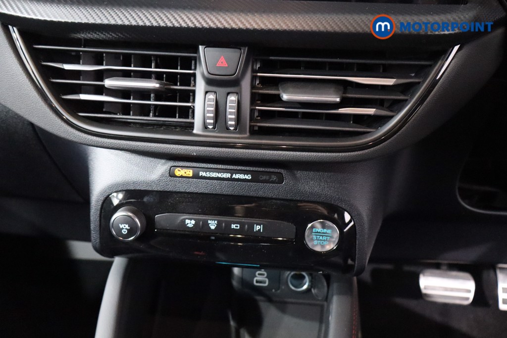 Ford Kuga St-Line Automatic Petrol Plug-In Hybrid SUV - Stock Number (1552152) - 16th supplementary image