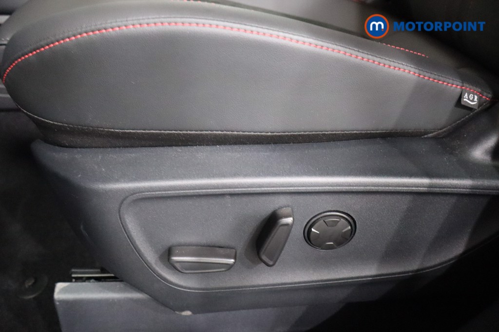 Ford Kuga St-Line Automatic Petrol Plug-In Hybrid SUV - Stock Number (1552152) - 22nd supplementary image
