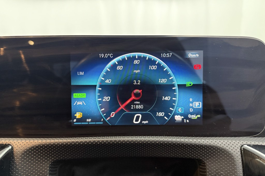 Mercedes-Benz A Class Amg Line Automatic Petrol Plug-In Hybrid Saloon - Stock Number (1552166) - 5th supplementary image