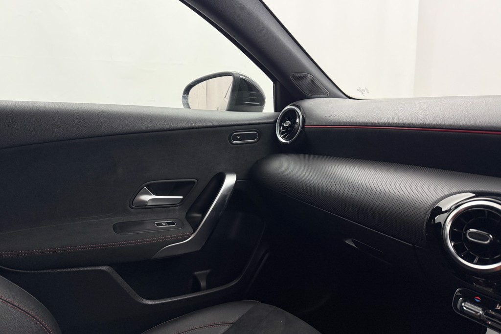 Mercedes-Benz A Class Amg Line Automatic Petrol Plug-In Hybrid Saloon - Stock Number (1552166) - 13th supplementary image