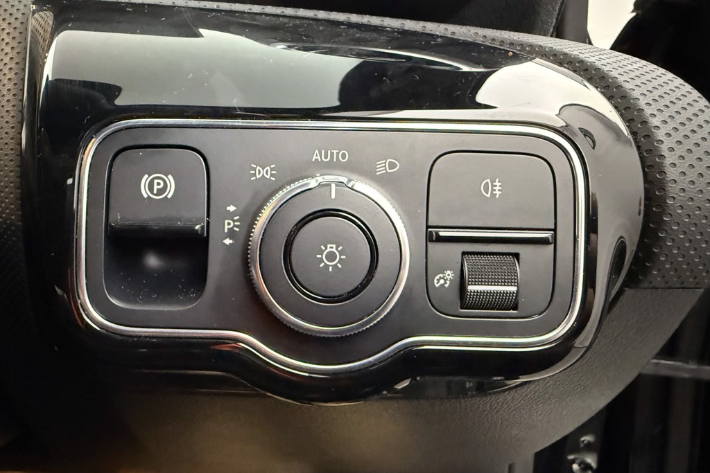 Mercedes-Benz A Class Amg Line Automatic Petrol Plug-In Hybrid Saloon - Stock Number (1552166) - 14th supplementary image