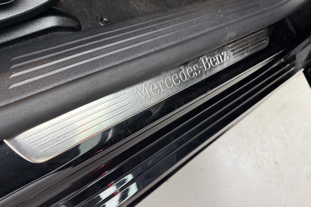 Mercedes-Benz A Class Amg Line Automatic Petrol Plug-In Hybrid Saloon - Stock Number (1552166) - 19th supplementary image