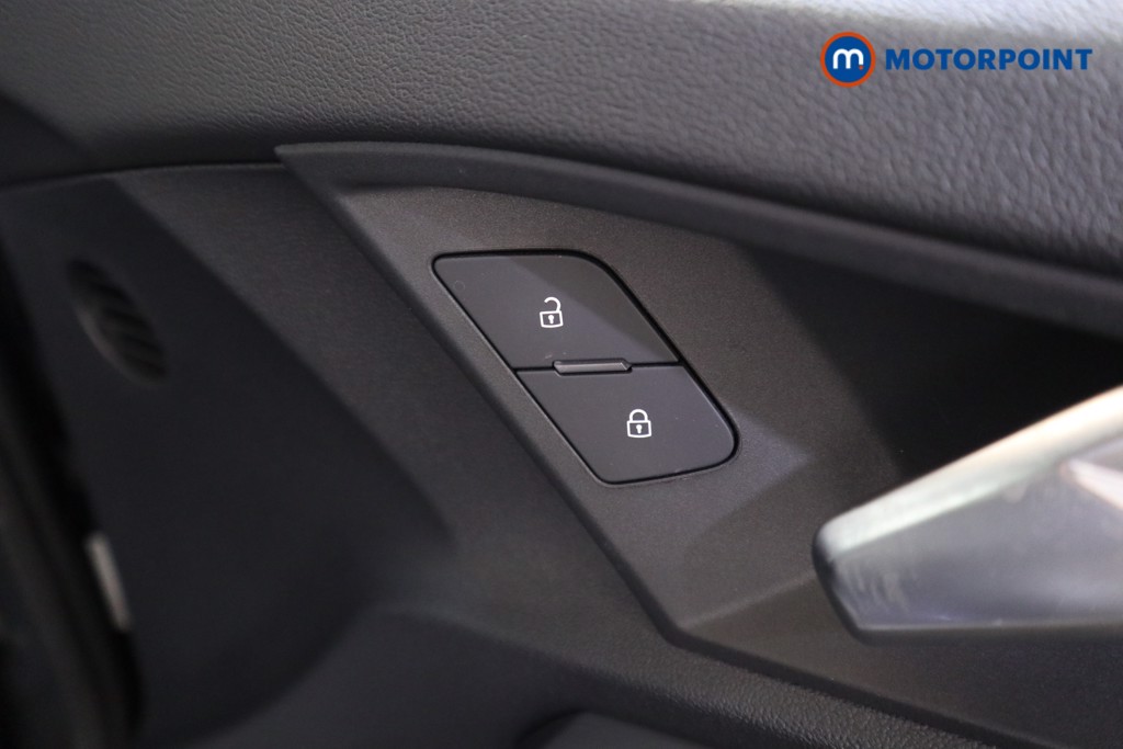 Audi A3 S Line Automatic Petrol Hatchback - Stock Number (1552260) - 11th supplementary image